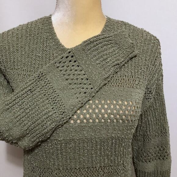 Hooked Up NWT Sage Knit Sweater Juniors XS - Picture 4 of 9